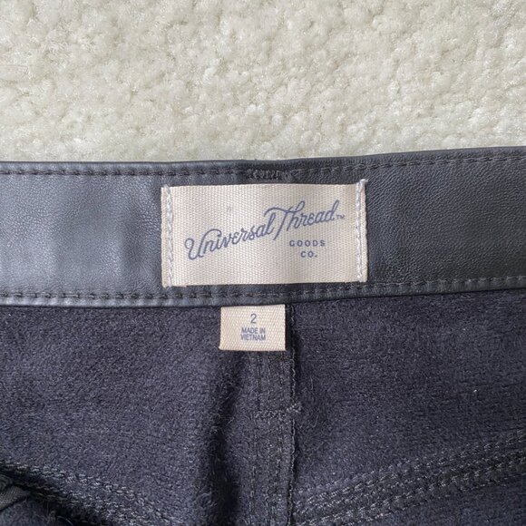 Universal Thread Women's High-Rise Black Faux Leather Mini Skirt Size 2 - Picture 4 of 5